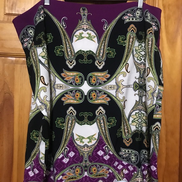 Skirt - Picture 1 of 3